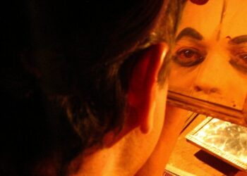 A Jornada do Autoconhecimento: Descobrindo Quem Você Realmente É